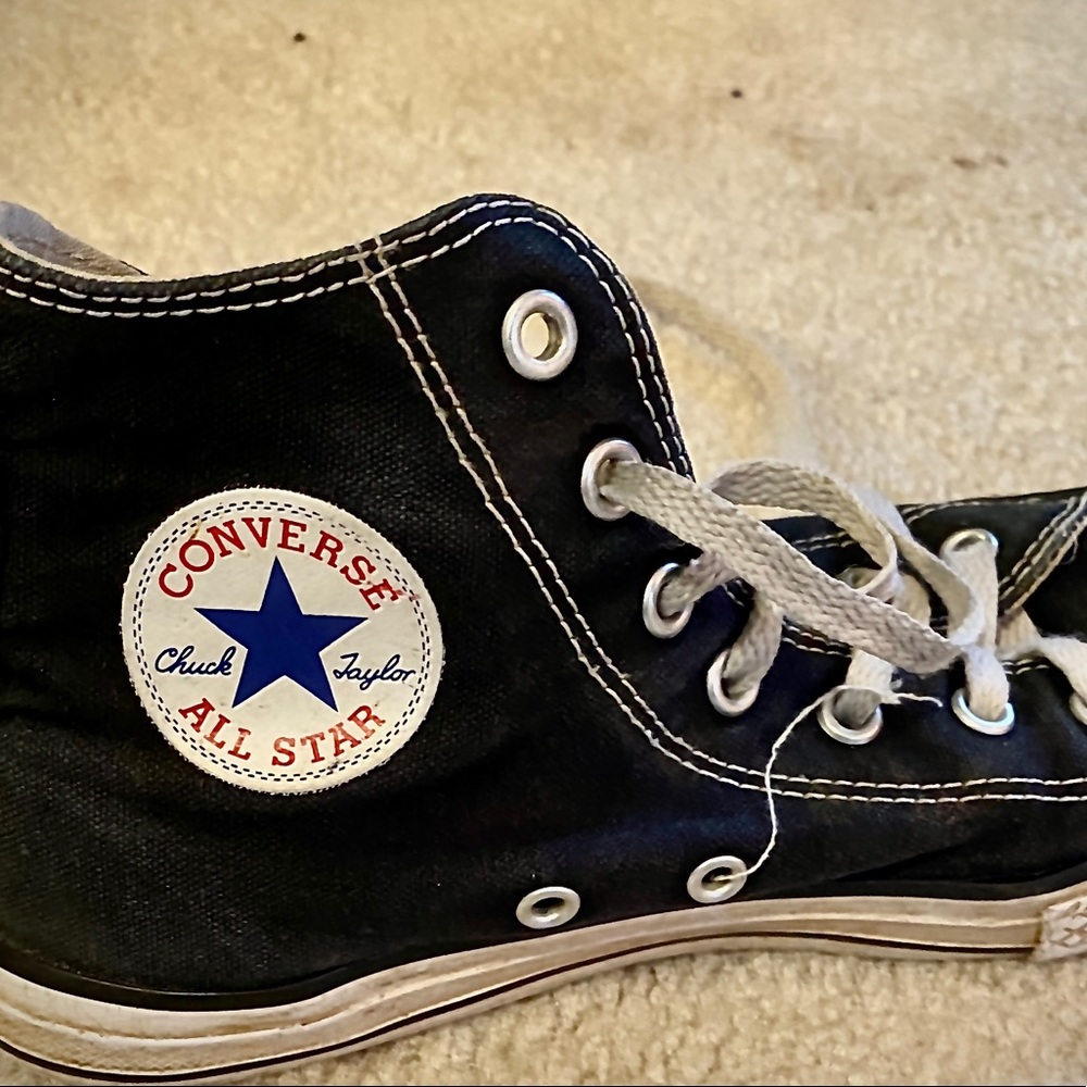 Hi top girl black converse